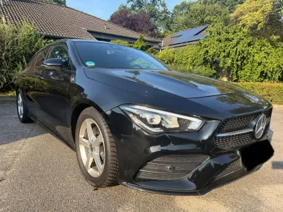 Gebraucht Mercedes CLA200 Shooting Brake AMG line 163 PS (119 kW) 2020 Schwarz Kombi