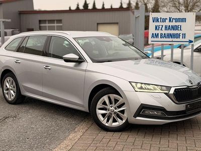 Gebraucht Skoda Octavia First Edition 116 PS (85 kW) 2020 Silber Kombi