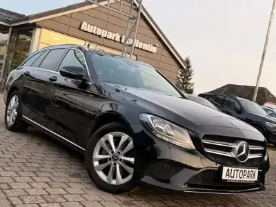 Usata Mercedes C220 Avantgarde 194 CV (142 kW) 2018 Nero Berlina
