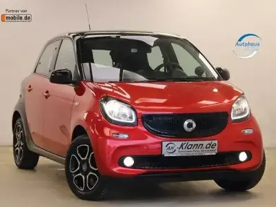 Używany Smart ForFour Passion 71 KM (52 kW) 2015 Czerwony Hatchback