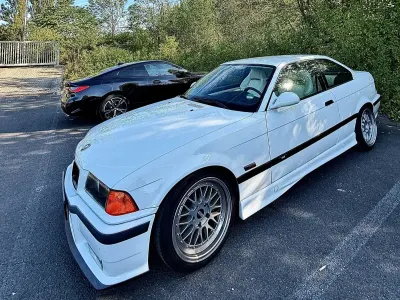Gebraucht BMW M3 M Sport 140 PS (102 kW) 1993 Weiß Coupé