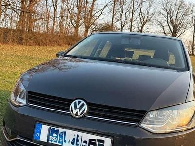 Gebraucht VW Polo 90 PS (66 kW) 2017 Grau Limousine