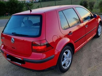 Rot Gebraucht 1998 VW Golf IV Limousine | 3.900 € (Teuer)