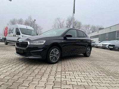 Gebraucht Skoda Fabia Tour 95 PS (69 kW) 2022 Schwarz magic perleffekt Kleinwagen