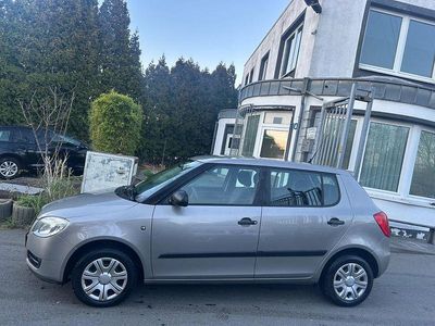 Beige Gebraucht 2008 Skoda Fabia Classic Kleinwagen | 2.590 € (Fairer Preis)