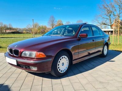 BMW 528