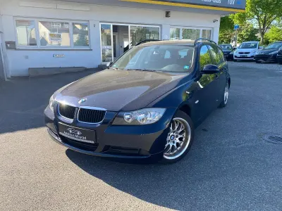 Gebraucht BMW 320 150 PS (110 kW) 2006 Blau Kombi