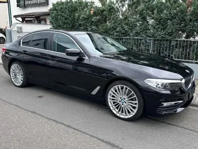 Gebraucht BMW 530e iPerformance 296 PS (217 kW) 2018 Schwarz ii/bonnet fluid black Limousine