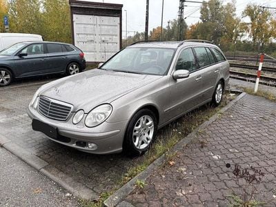 Mercedes E200