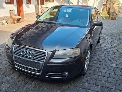 Second-hand Audi A3 Ambition 102 CP (75 kW) 2006 Negru Hatchback