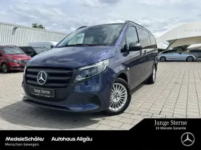Gebraucht Mercedes Vito 190 PS (139 kW) 2024 Blau Van