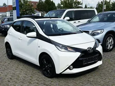 Gebraucht Toyota Aygo X-wave 69 PS (50 kW) 2017 Andere Kleinwagen