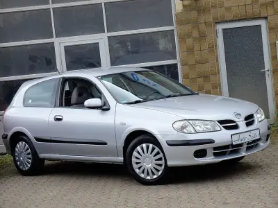 Gebraucht Nissan Almera Comfort 90 PS (66 kW) 2001 Silber Limousine