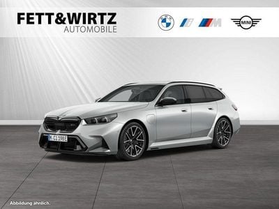 Gebraucht BMW M5 M Sport 727 PS (534 kW) 2025 Sonderlackierung speedgelb Kombi