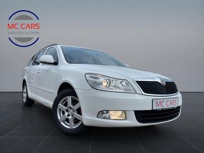 Gebraucht Skoda Octavia Ambiente 105 PS (77 kW) 2009 Weiß Kombi