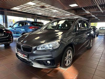 Gebraucht BMW 218 Sport Line 136 PS (100 kW) 2016 Mineralgrau Van / Kleinbus