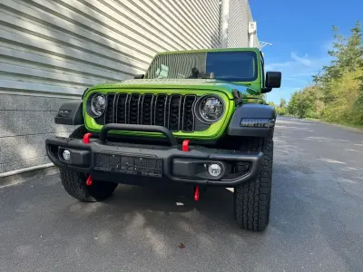 Gebraucht Jeep Wrangler Sport 272 PS (200 kW) 2025 Grün SUV