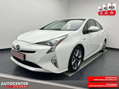 Käytetty Toyota Prius Comfort 98 HP (72 kW) 2016 Valkoinen Sedan