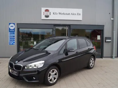 Używany BMW 220 Performance 190 KM (139 kW) 2015 Czarny Minivan