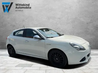 Gebraucht Alfa Romeo Giulietta Super 120 PS (88 kW) 2011 Kleinwagen