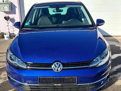 Blau Gebraucht 2019 VW Golf Join Limousine | 14.800 € (Fairer Preis)