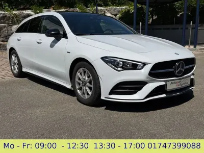 Gebraucht Mercedes CLA200 Shooting Brake AMG 150 PS (110 kW) 2021 Weiß Kombi