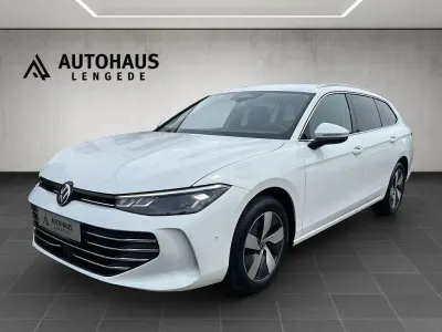 Gebraucht VW Passat Business 150 PS (110 kW) 2025 Weiß Kombi