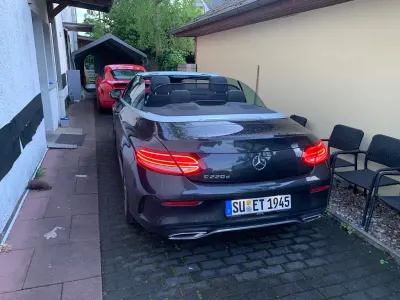 Gebraucht Mercedes 220 194 PS (142 kW) 2020 Schwarz Cabrio