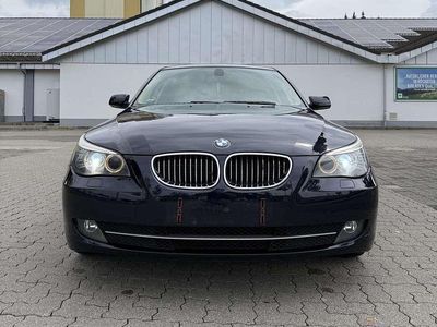 BMW 523