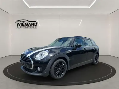 Gebraucht Mini Cooper Clubman Pepper 136 PS (100 kW) 2016 Midnight black metallic Kombi