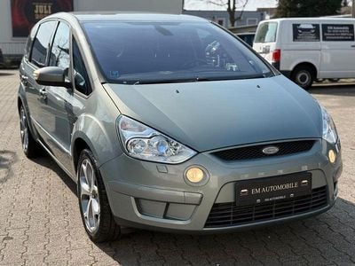 Gebraucht Ford S-MAX Titanium 175 PS (128 kW) 2009 Grau Van / Kleinbus