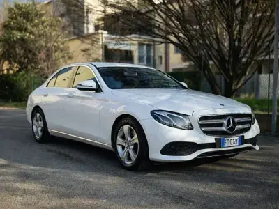 Gebraucht Mercedes E200 150 PS (110 kW) 2017 Weiß Limousine