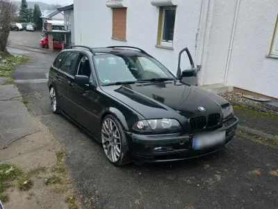 Gebraucht BMW 330 270 PS (198 kW) 2003 Schwarz Kombi