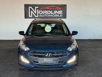 Blau Gebraucht 2017 Hyundai i30 Trend Kombi | 9.495 € (Fairer Preis)