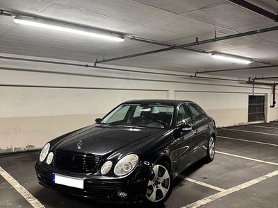 Mercedes E200