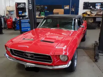 Gebraucht Ford Mustang 200 PS (147 kW) 1967 Rot Cabrio
