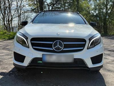 Gebraucht Mercedes GLA250 AMG 211 PS (155 kW) 2014 Weiß SUV