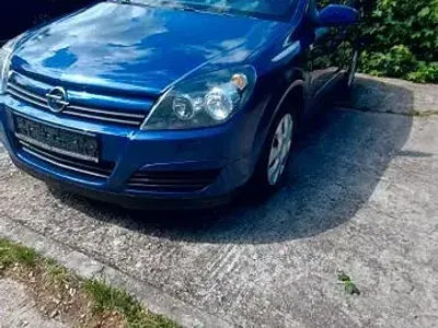 Gebraucht Opel Astra 90 PS (66 kW) 2004 Blau Limousine