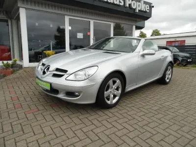 Gebraucht Mercedes SLK200 163 PS (119 kW) 2006 Silber Cabrio