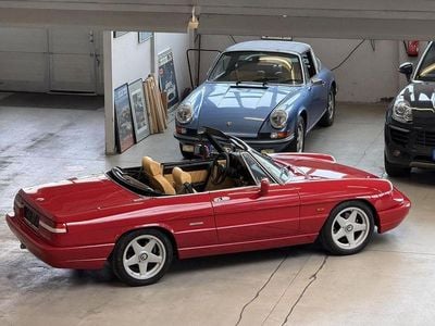 Gebraucht Alfa Romeo Spider 120 PS (88 kW) 1991 Rot Cabrio