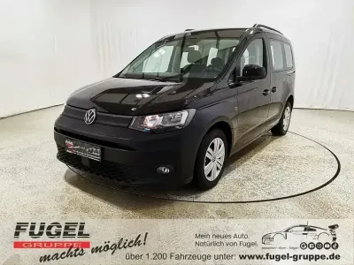 Usata VW Caddy 102 CV (75 kW) 2021 Nero Monovolume