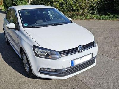 Usata VW Polo LOUNGE 60 CV (44 kW) 2016 Bianco Utilitaria