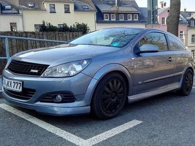 Opel Astra GTC