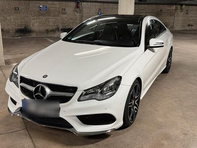 Usata Mercedes E250 AMG 204 CV (150 kW) 2014 Bianco Coupé