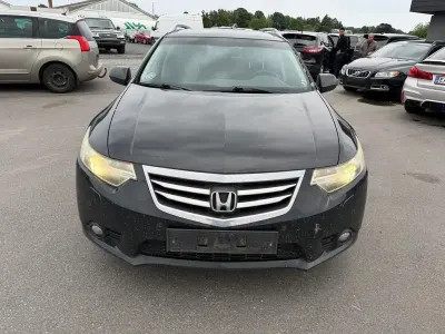 Gebraucht Honda Accord Lifestyle 156 PS (114 kW) 2012 Schwarz Kombi