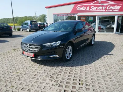 Gebraucht Opel Insignia Edition 136 PS (100 kW) 2019 Schwarz Limousine