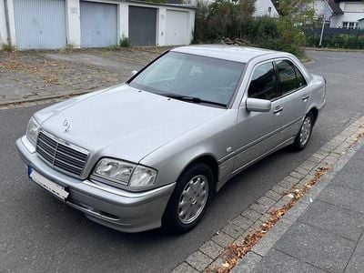 Mercedes C220