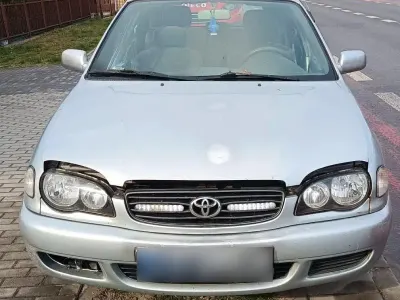 Second-hand Toyota Corolla 96 CP (70 kW) 2000 Argintiu Break