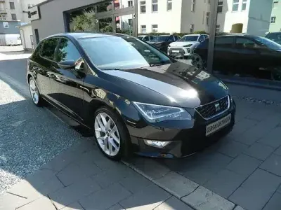 Gebraucht Seat Leon FR 125 PS (91 kW) 2016 Mitternachtsschwarz Limousine