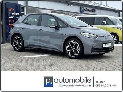 Grau Gebraucht 2021 VW ID.3 Pure Kleinwagen | 15.950 € (Guter Preis)